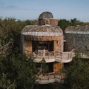 kan-tulum.tulum-hotels.net/